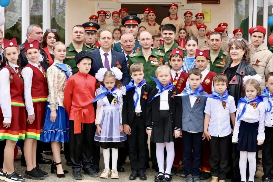 Майкопский район поддержал акцию ЮВО «Герои с нашего двора»